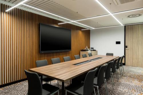 AC Hotel by Marriott Bratislava Old Town - image 3
