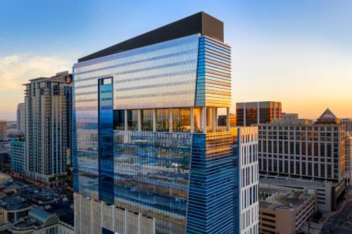 AC Hotel By Marriott Orlando Downtown - image 10