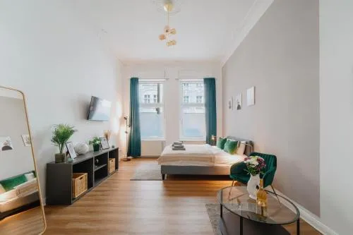 Homely Berlin - City Center, Modern, Historical, Near Park in Berlin, Deutschland