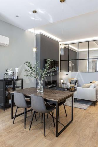 Designer apartment 2 - Tap to explore photos