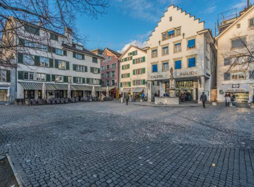 Lake Side Location Bellevue - image 11