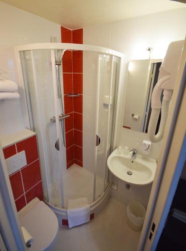 Best Hotel Sancé - Mâcon photo 16