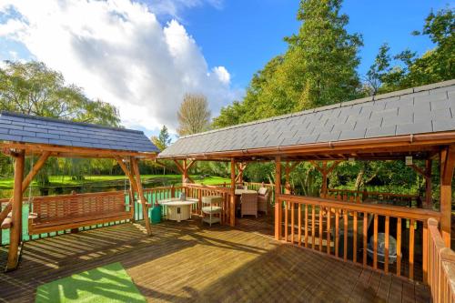 設施, Home with Natural Mineral Spring Water near Stamford in 小伯份