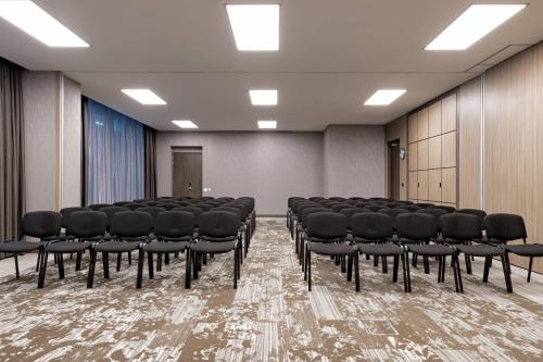 AC Hotel by Marriott Manchester City Centre - image 3