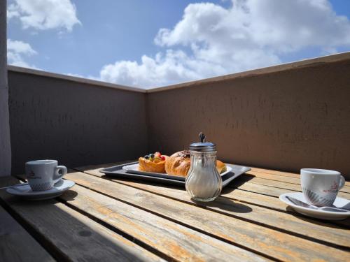 Balcony/terrace, La dimora sul lido in La Pietraia