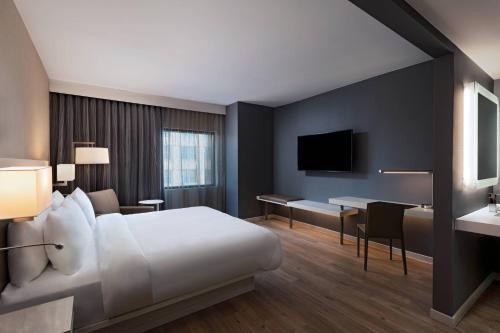 626919866 AC Hotel by Marriott Fort Worth Downtown