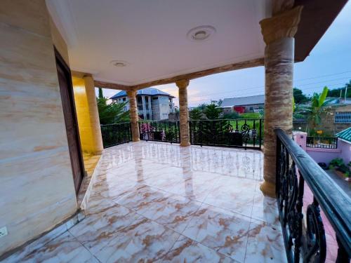 Branch-Lina in อมาซามัน