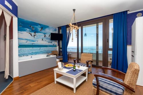 Pezsgőfürdő, Hotel Kalura in Cefalu