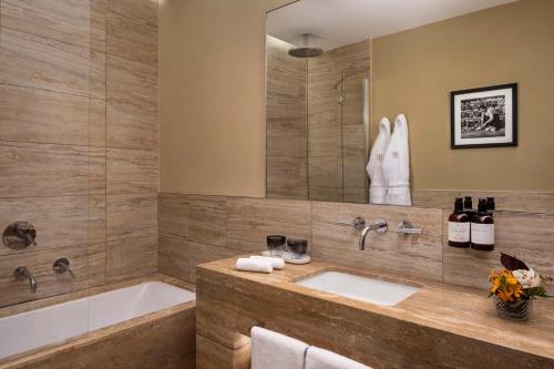 NH Collection Palazzo Gaddi - image 11