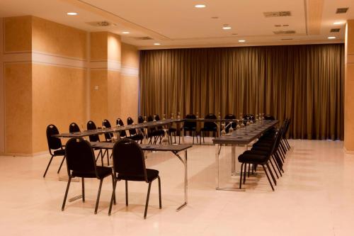 AC Hotel by Marriott Guadalajara Spain - image 7