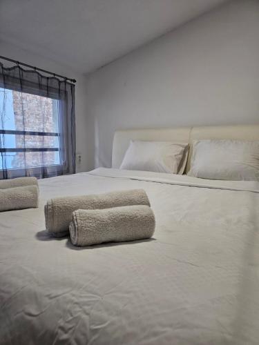 Apartment with Balcony image 2