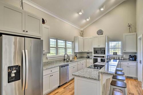 Hillside View on Tanglewood - image 10