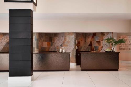 Renaissance Orlando Airport Hotel - image 10