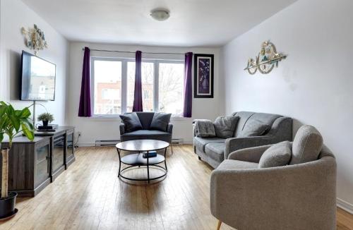Charming unit with Balcony in Villeray-Saint-Michel-Parc-Extension