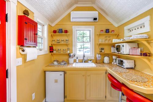 Studio with Trail Access about 10 Mi to Brattleboro! in 伯纳德斯頓 (MA)