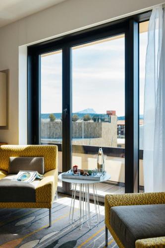 Renaissance Aix-en-Provence Hotel - image 13