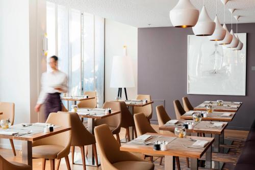 Renaissance Aix-en-Provence Hotel - image 4