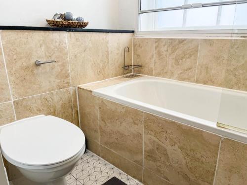 Beautiful 2 Bed City Centre - FREE Private Parking - Long Stay Rates Available, Leeds (foto 9)