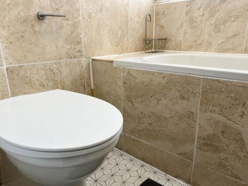 Beautiful 2 Bed City Centre - FREE Private Parking - Long Stay Rates Available, Leeds (foto 5)
