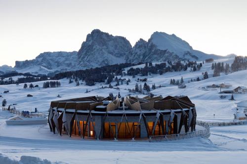 Alpina Dolomites - image 11