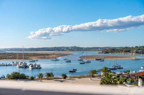 Alvor River & Sea View II in อัลโต ดา เรีย