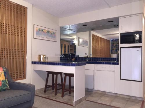 مطبخ, فندق كوهيو بانيان (Kuhio Banyan Hotel) in Honolulu (HI)