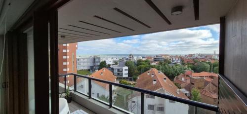 One-Bedroom Apartment image 6