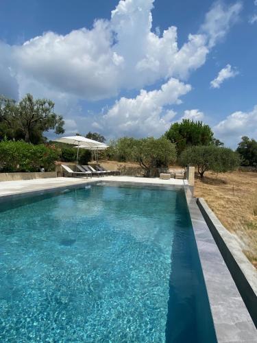 Úszómedence, Maison Le Galino- Golfe de Saint Tropez in La Mole