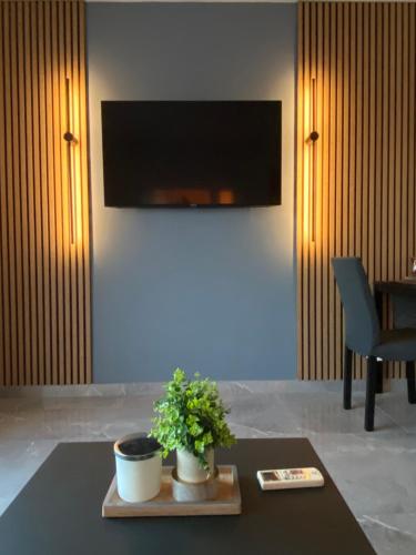 Nissi Avenue Studios 4