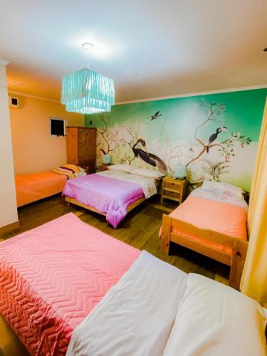 1 double bed, 3 twin beds