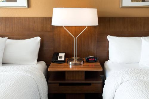 1 queen bed