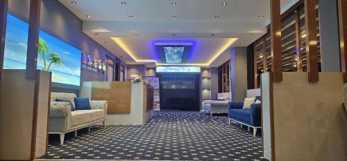 ردهة, SKYBLUE İSTANBUL HOTEL in توزلا