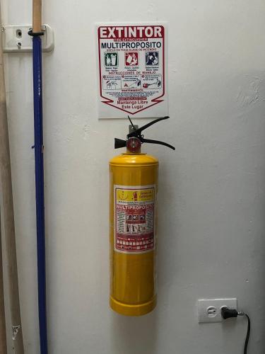 Luz natural con balcón privado a pasos de Cc Viva Luz natural con balcón privado a pasos de Cc Viva