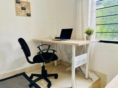 Luz natural con balcón privado a pasos de Cc Viva Luz natural con balcón privado a pasos de Cc Viva