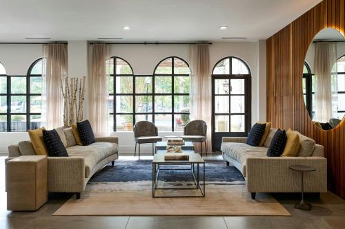 627017346 The Siena Hotel, Autograph Collection