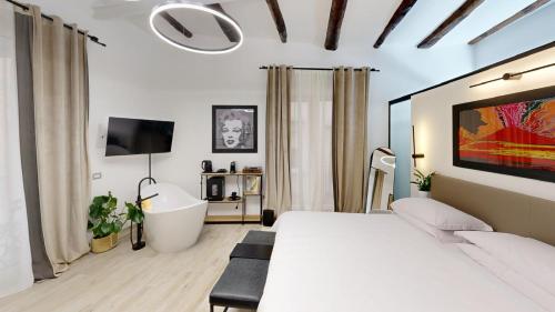 NapArt Suites - My Place, Naples (photo 7)