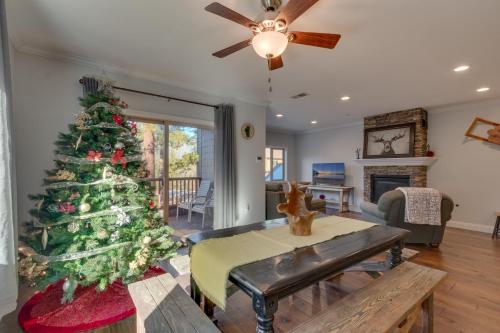 3987 - Upscale Townhouse Walk to Heavenly, Casino and Beach, South Lake Tahoe (foto 2)