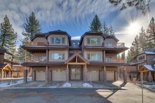 3987 - Upscale Townhouse Walk to Heavenly, Casino and Beach, South Lake Tahoe (foto 4)
