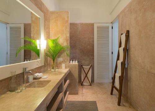 Garden Suite image 1