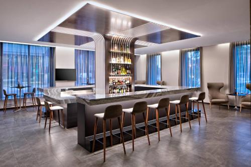 AC Hotel Grand Rapids Downtown - 바/라운지