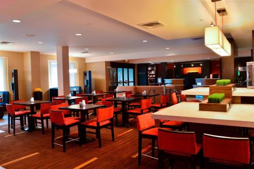 Courtyard by Marriott Concord - image 14