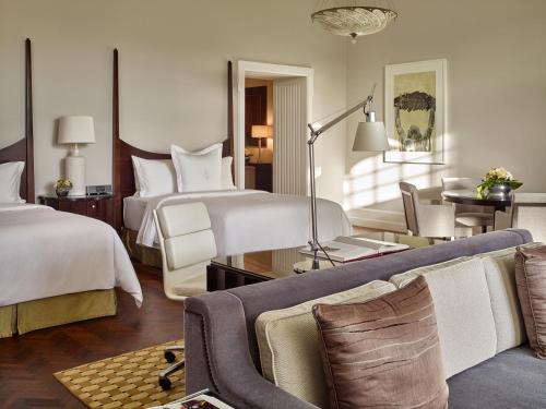 Four Seasons Hotel Gresham Palace Budapest - image 10