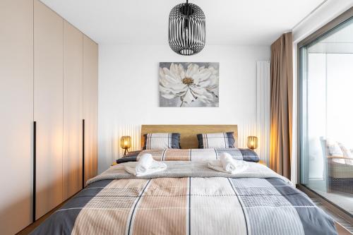 BNB Eurovea Tower - LUKE Danube Suite 25, Bratislava (photo 9)