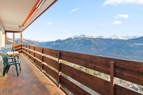 Omgeving, 3rd best view in Crans-Montana, stunning panorama in Crans Montana