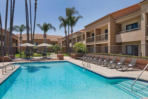 Courtyard Anaheim Buena Park in Buena Park, USA