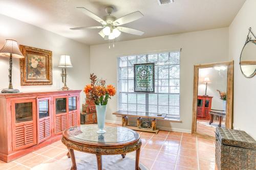 Family Home on 30 Acres in Manvel! in Manvel (TX)