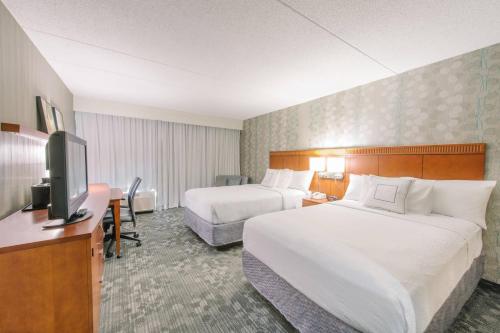 2 double beds