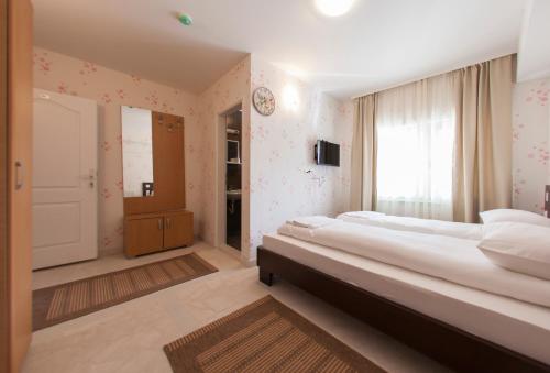 Hotel Hayat Hills
