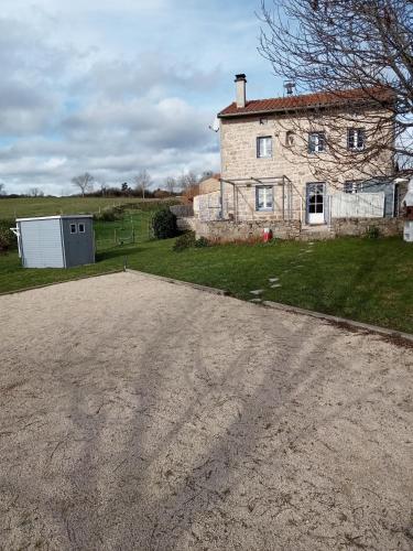 Skats, Gîte La Béate des Arnauds (Gite La Beate des Arnauds) in Saint-Andre-de-Chalencon
