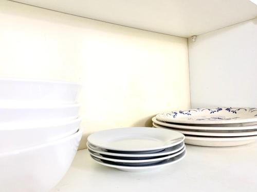 6 habitaciones, 10 camas, amplio y céntrico, 3 parqueos